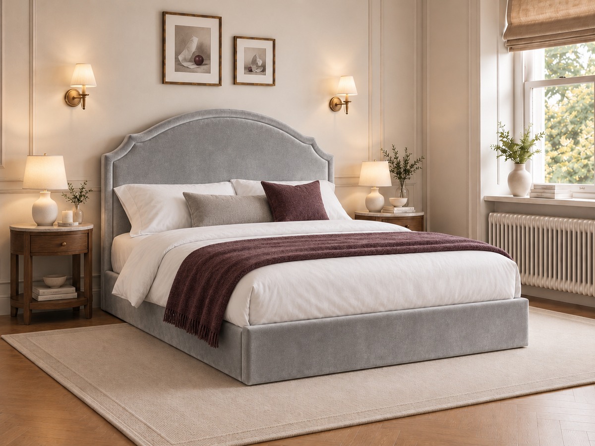 The Asteria Bed – Plush Silver
