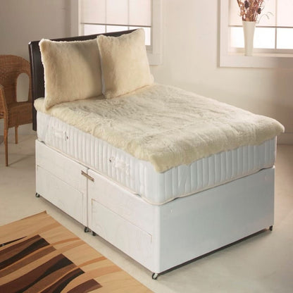 Natural merino wool mattress topper