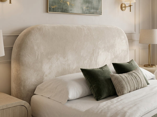 The Celeste Bed – Plush Cream
